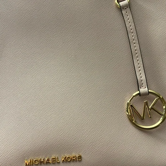 Michael Kors Walsh Medium Multifunction (MF) Saffiano Leather Tote - Pink - Picture 4 of 10